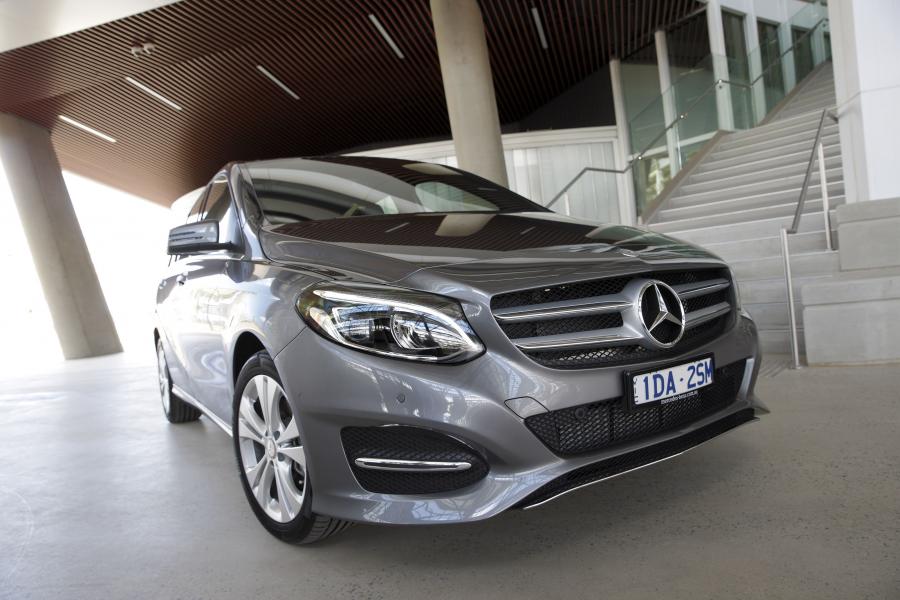  Mercedes-Benz B200 Urban Line 2015 года  (AU) (фото 13 из 28)